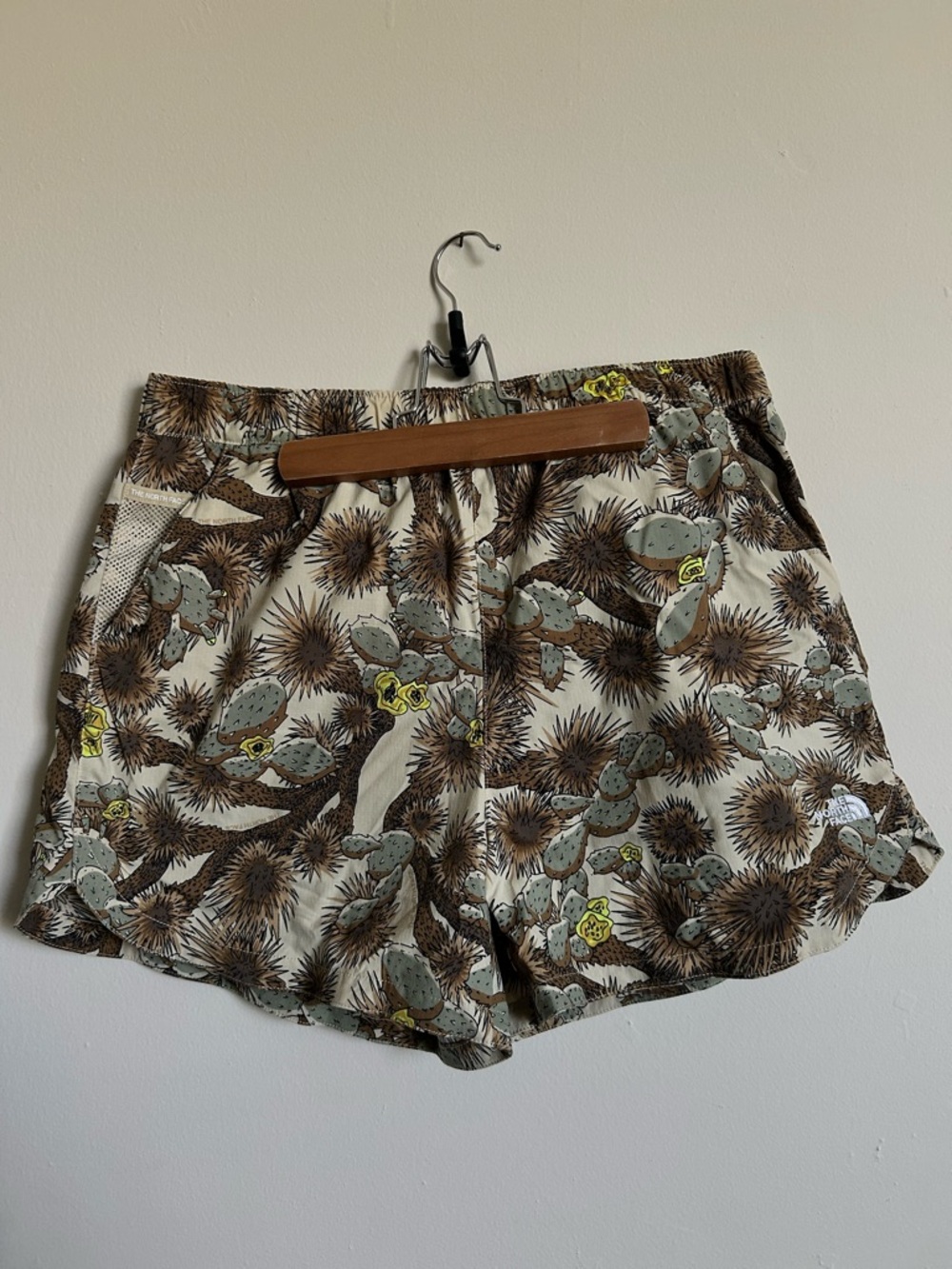 Women’s North Face Cactus Print Casual Shorts - Beige